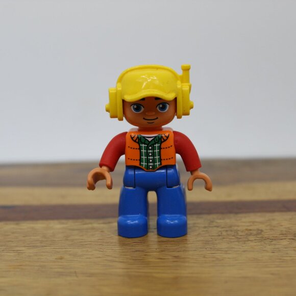 Lego Duplo Construction, Firefighter Excavator Operator & Chicken Figurine - Picture 5 of 13